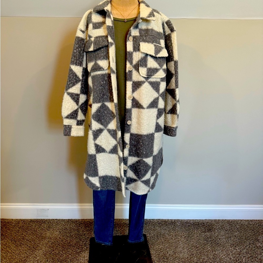 Maurices Gray and White Geometric Teddy Jacket